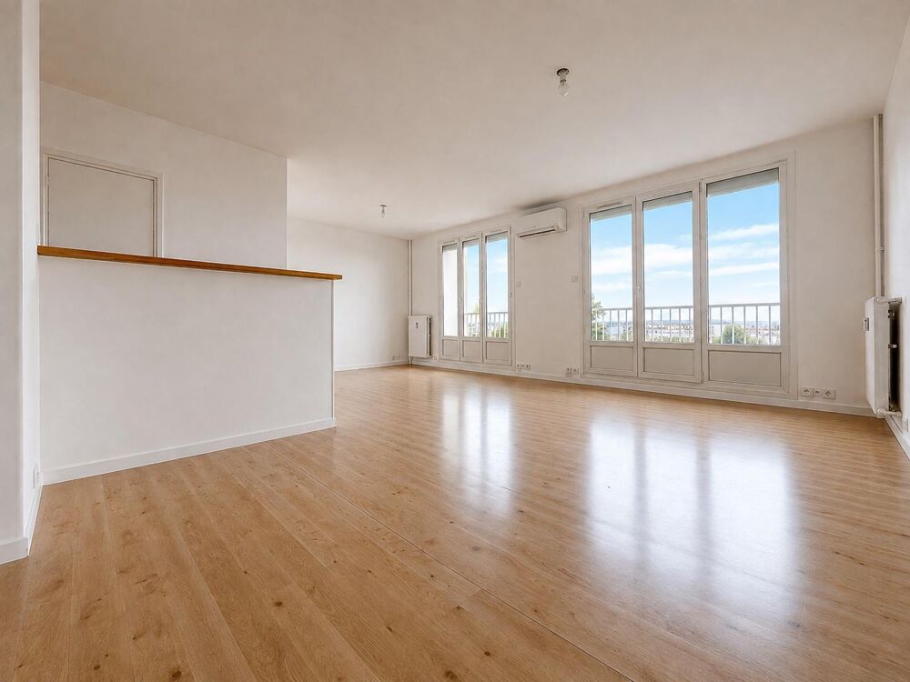 T3 de 75,76 m² lumineux avec vue dégagée, balcon, parkin....