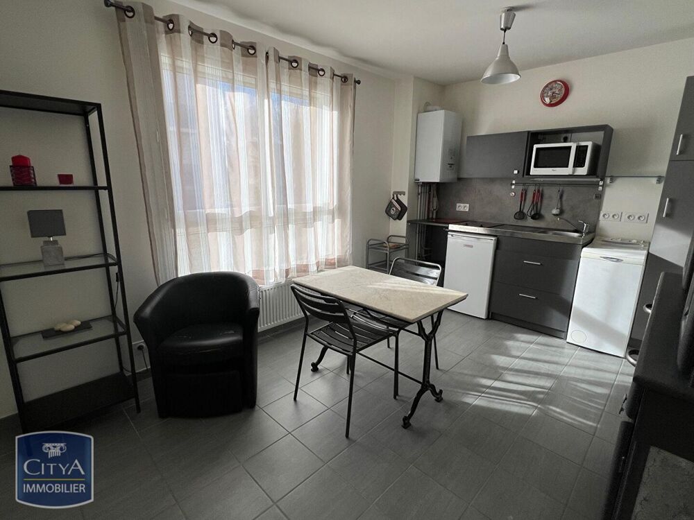 À LOUER : Appartement meublé T1 bis à Lempdes, situé dan....