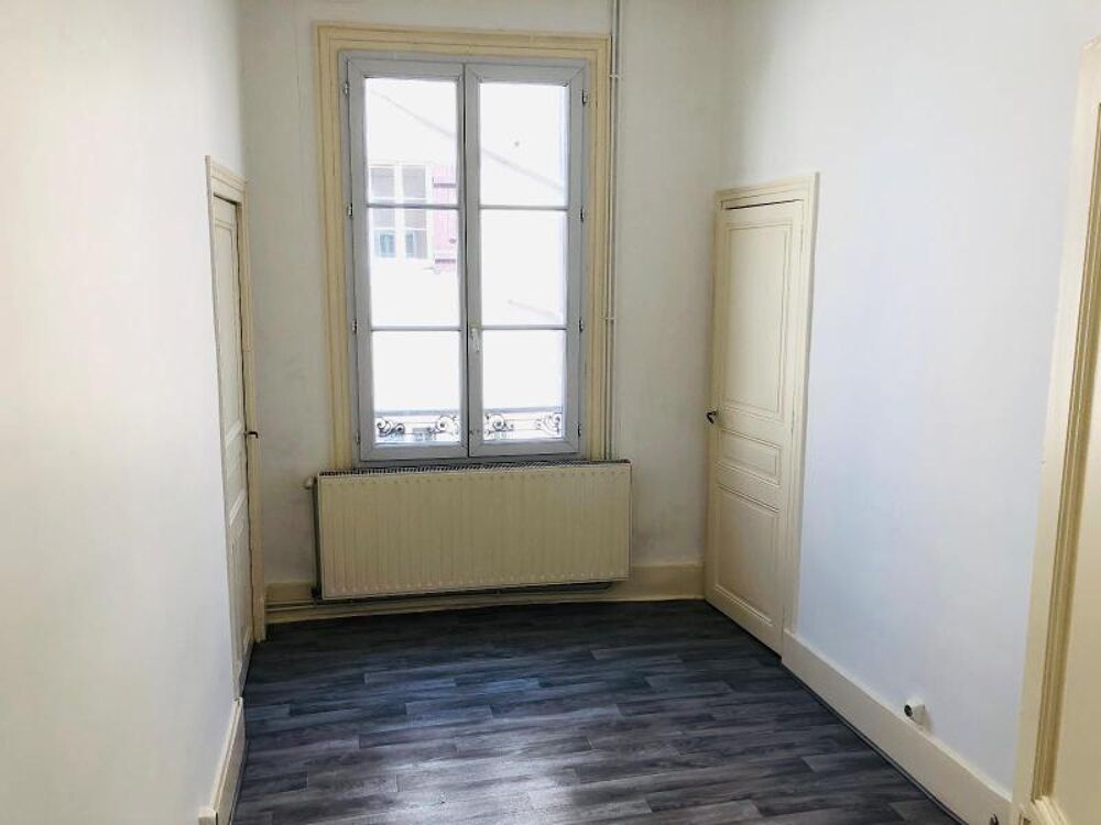 location Appartement - 4 pièce(s) - 107 m² Mâcon (71000)