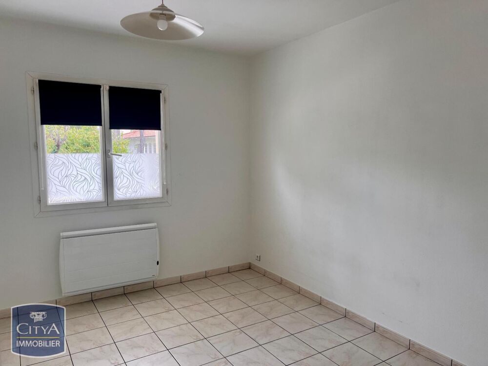 À LOUER : Maison T3 située à Mérignac. Ce bien immobilie....