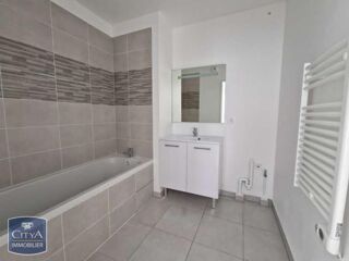  Appartement à louer 3 pièces 59 m²