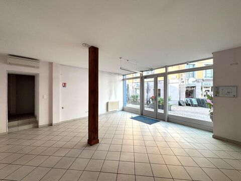   Location / Local Commercial - 63 m² 