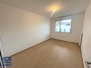  Appartement à louer 4 pièces 87 m²