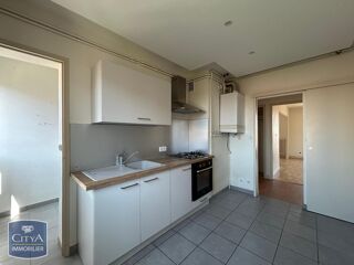  Appartement à louer 3 pièces 94 m²