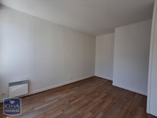  Appartement à louer 4 pièces 93 m²