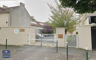  Parking / Garage � louer 