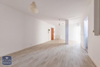  Appartement à louer 1 pièce 42 m²