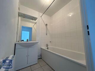  Appartement à louer 2 pièces 57 m²