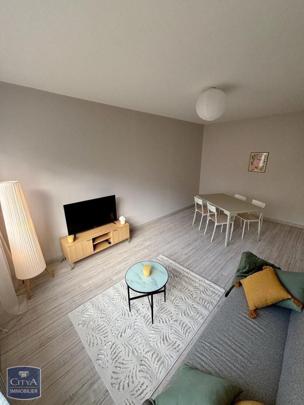location Appartement - 2 pièce(s) - 47 m² Le Mans (72000)