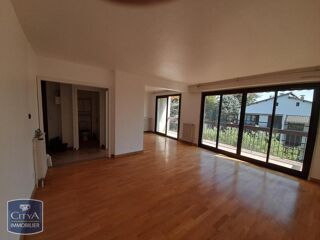  Appartement à louer 3 pièces 80 m²