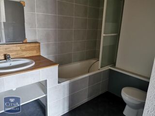  Appartement à louer 1 pièce 35 m²
