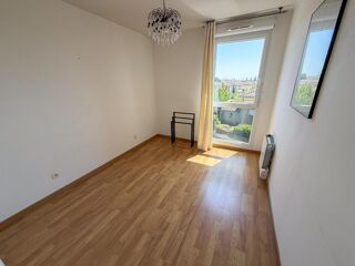  Appartement à louer 3 pièces 65 m²