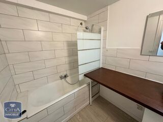  Appartement à louer 3 pièces 59 m²