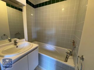  Appartement à louer 2 pièces 50 m²