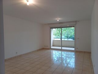  Appartement à louer 3 pièces 72 m²