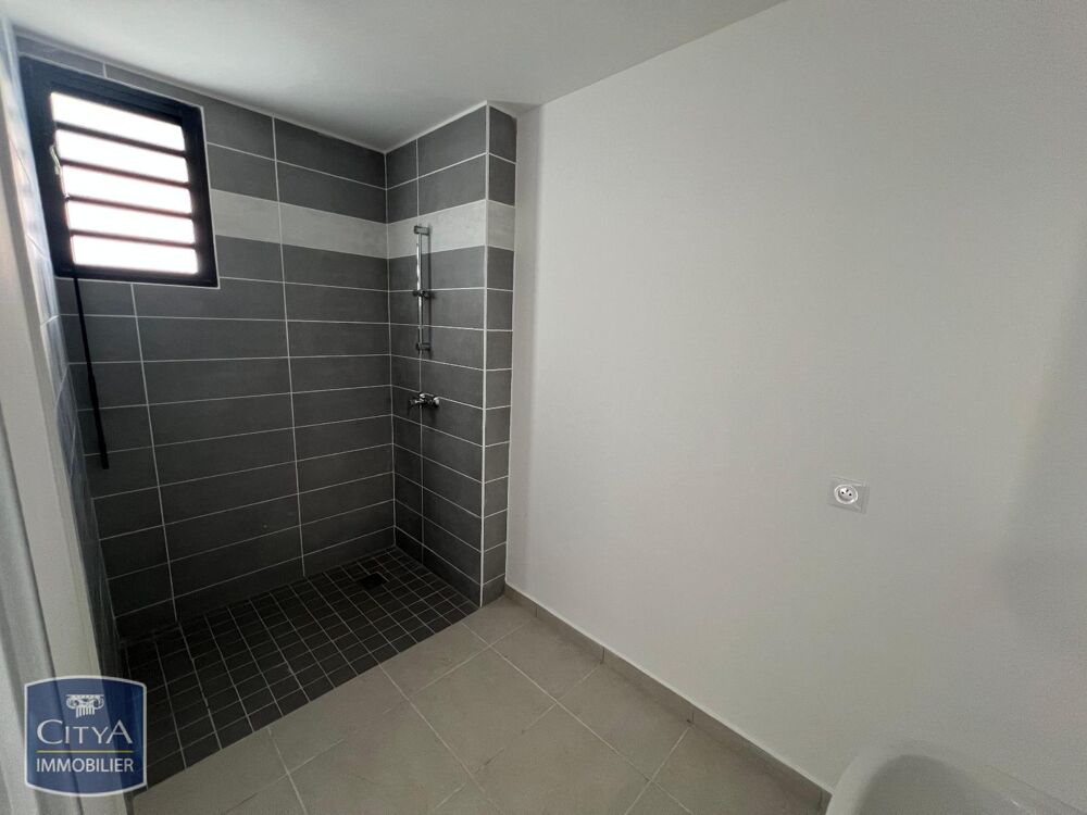 EXCLUSIVITE À LOUER : Appartement T3 situé au Tampon, da....
