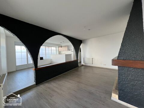   Location Appartement Appartement - 5 pi�ce(s) - 80 m�