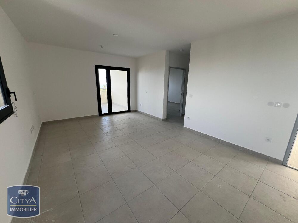 location Appartement - 2 pièce(s) - 56 m² Le Tampon (97430)