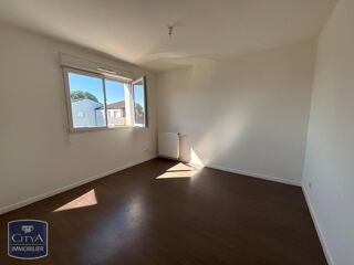  Appartement à louer 2 pièces 45 m²