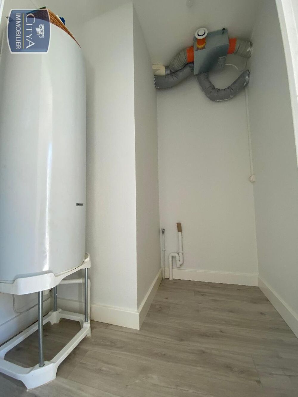 location Appartement - 2 pièce(s) - 48 m² Saint-Benoît (86280)