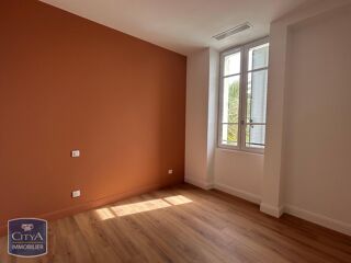  Appartement à louer 3 pièces 53 m²