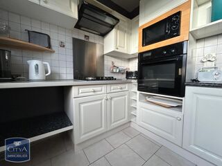  Appartement à louer 3 pièces 89 m²