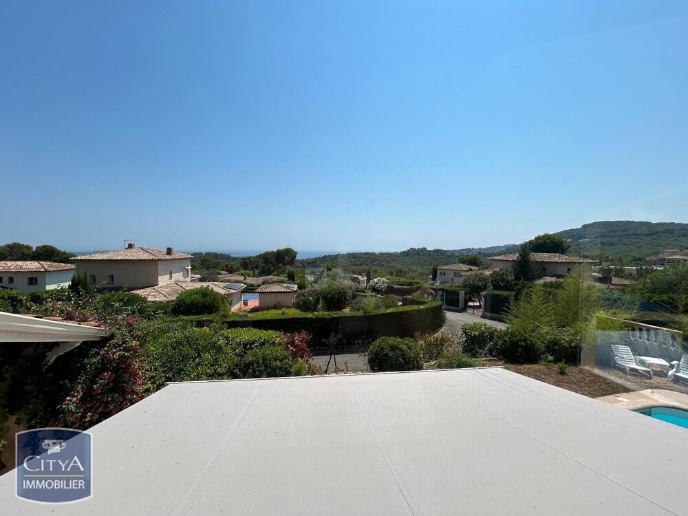 location Villa - 6 pièce(s) - 181 m² Antibes (06600)