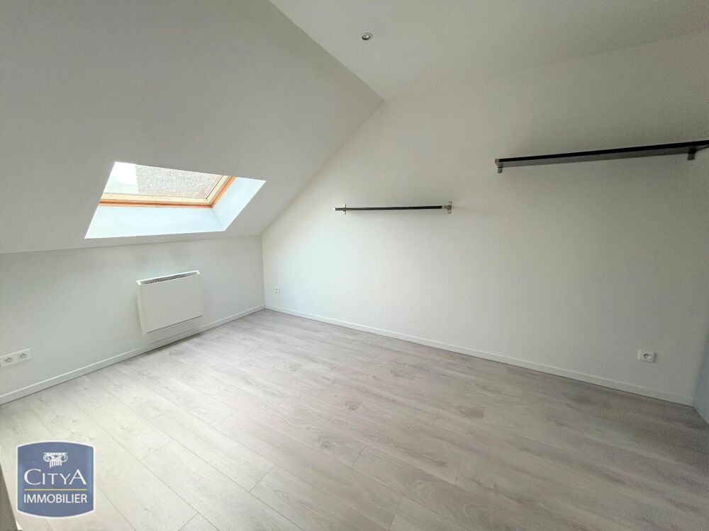 location Appartement - 2 pièce(s) - 21 m² Saint-Quentin (02100)