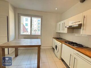  Appartement à louer 3 pièces 61 m²