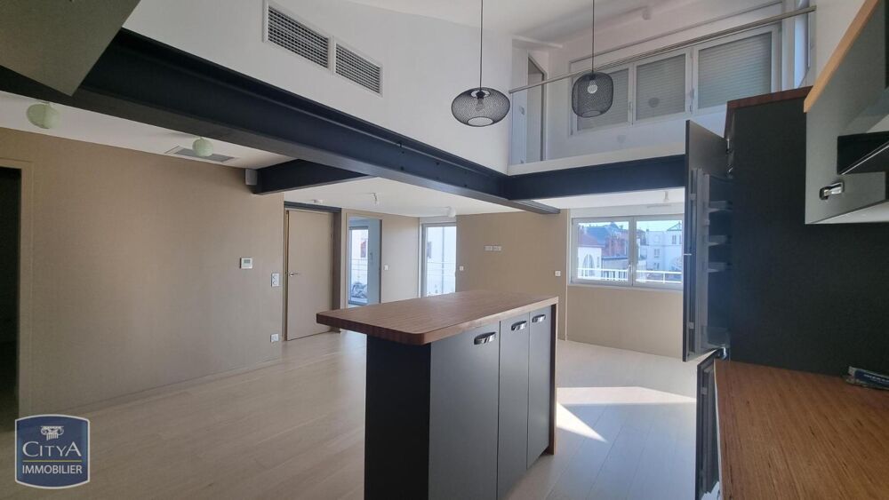 location Appartement - 4 pièce(s) - 104 m² Clermont-Ferrand (63000)