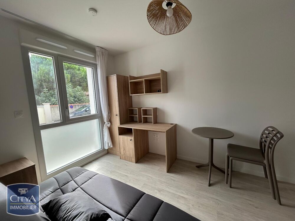 location Appartement - 1 pièce(s) - 18 m² La Rochelle (17000)