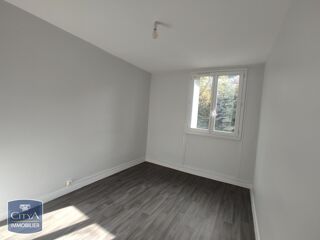  Appartement à louer 3 pièces 56 m²