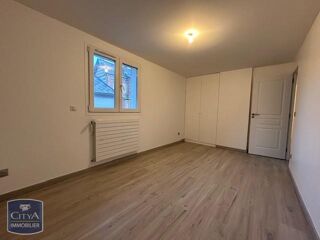  Maison à louer 4 pièces 97 m²