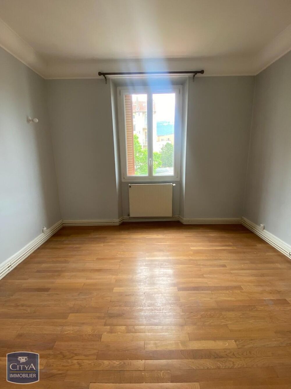 location Appartement - 2 pièce(s) - 63 m² Grenoble (38000)