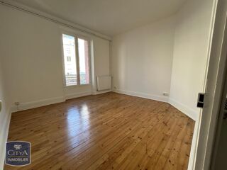  Appartement à louer 3 pièces 82 m²