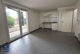  Appartement à louer 1 pièce 32 m²