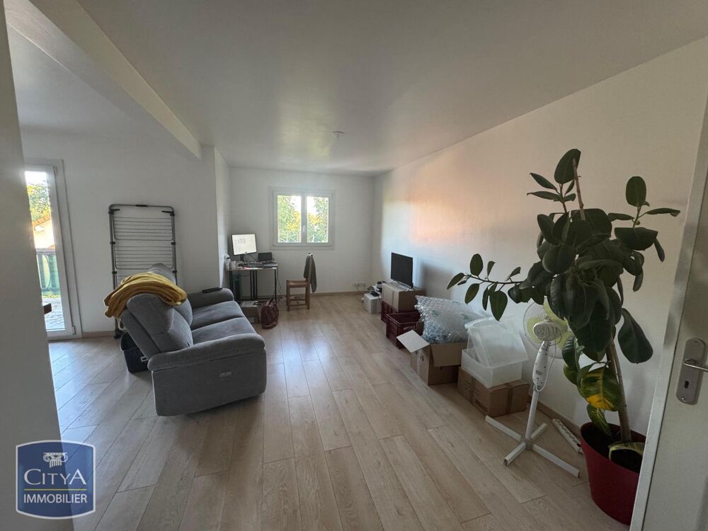 location Appartement - 3 pièce(s) - 67 m² Prévessin-Moëns (01280)