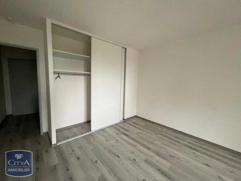 A LOUER Bel appartement de type T1 situé à Pau, dans le ....