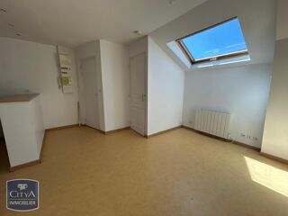  Appartement à louer 2 pièces 27 m²