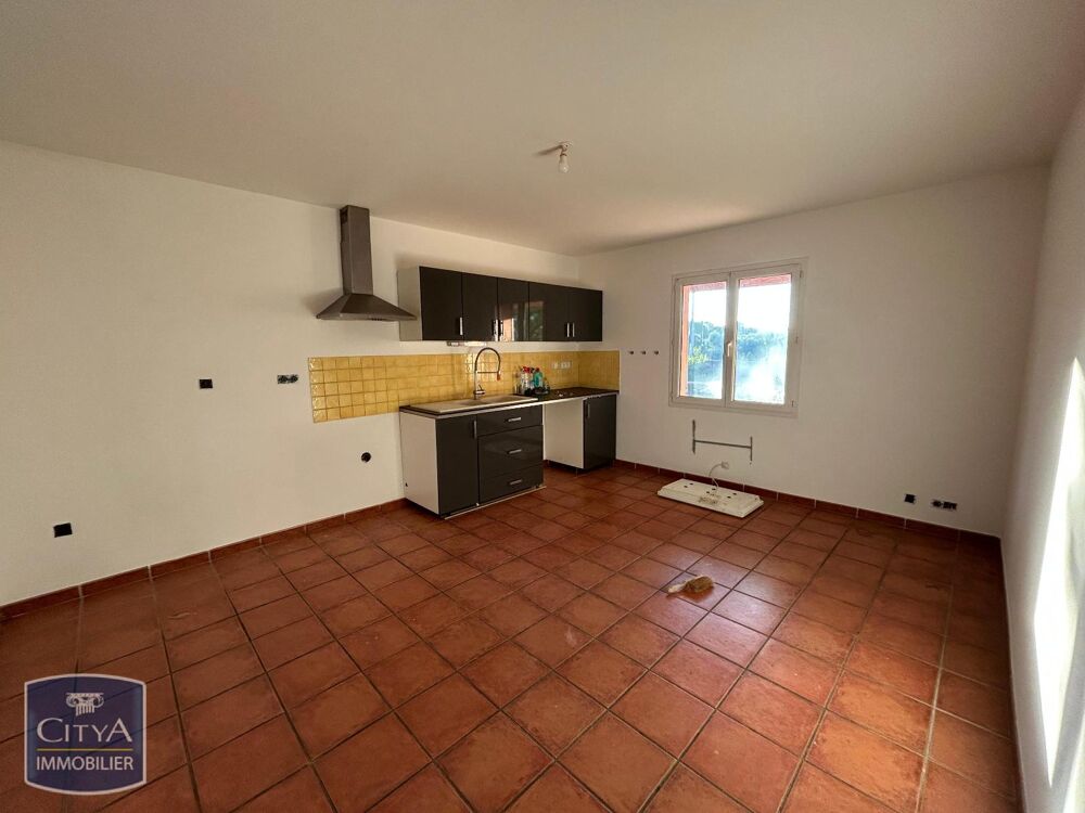 location Maison - 5 pièce(s) - 165 m² Modène (84330)