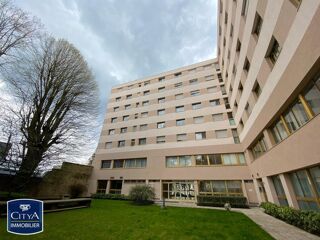  Parking / Garage � louer 