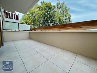  Appartement à louer 2 pièces 42 m²