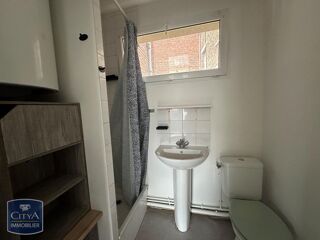  Appartement à louer 2 pièces 33 m²