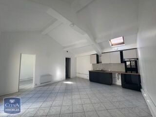  Appartement à louer 2 pièces 71 m²