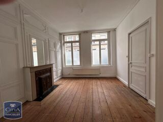  Maison à louer 5 pièces 144 m²