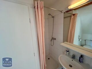  Appartement à louer 1 pièce 27 m²