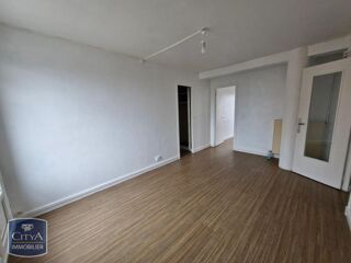  Appartement à louer 2 pièces 41 m²