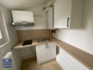  Appartement à louer 2 pièces 37 m²