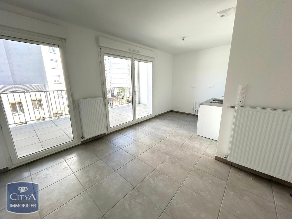 À LOUER : Appartement neuf T4 situé à Saint-Étienne, pro....