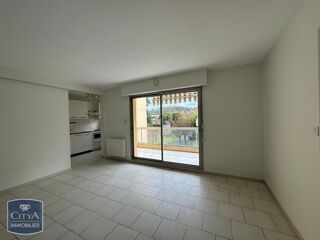  Appartement à louer 2 pièces 47 m²